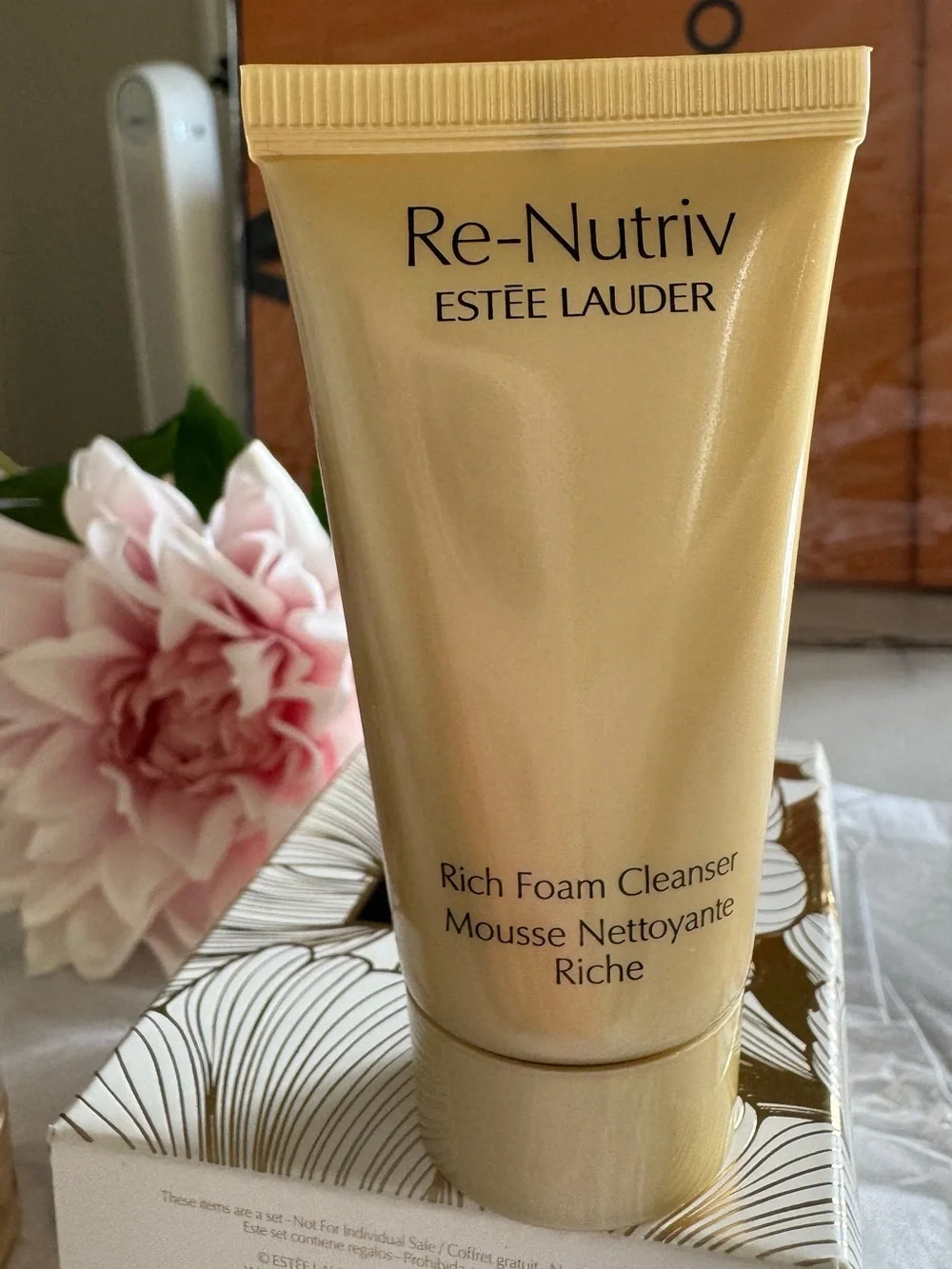 Estee Lauder Re-Nutriv Gold Skincare Set